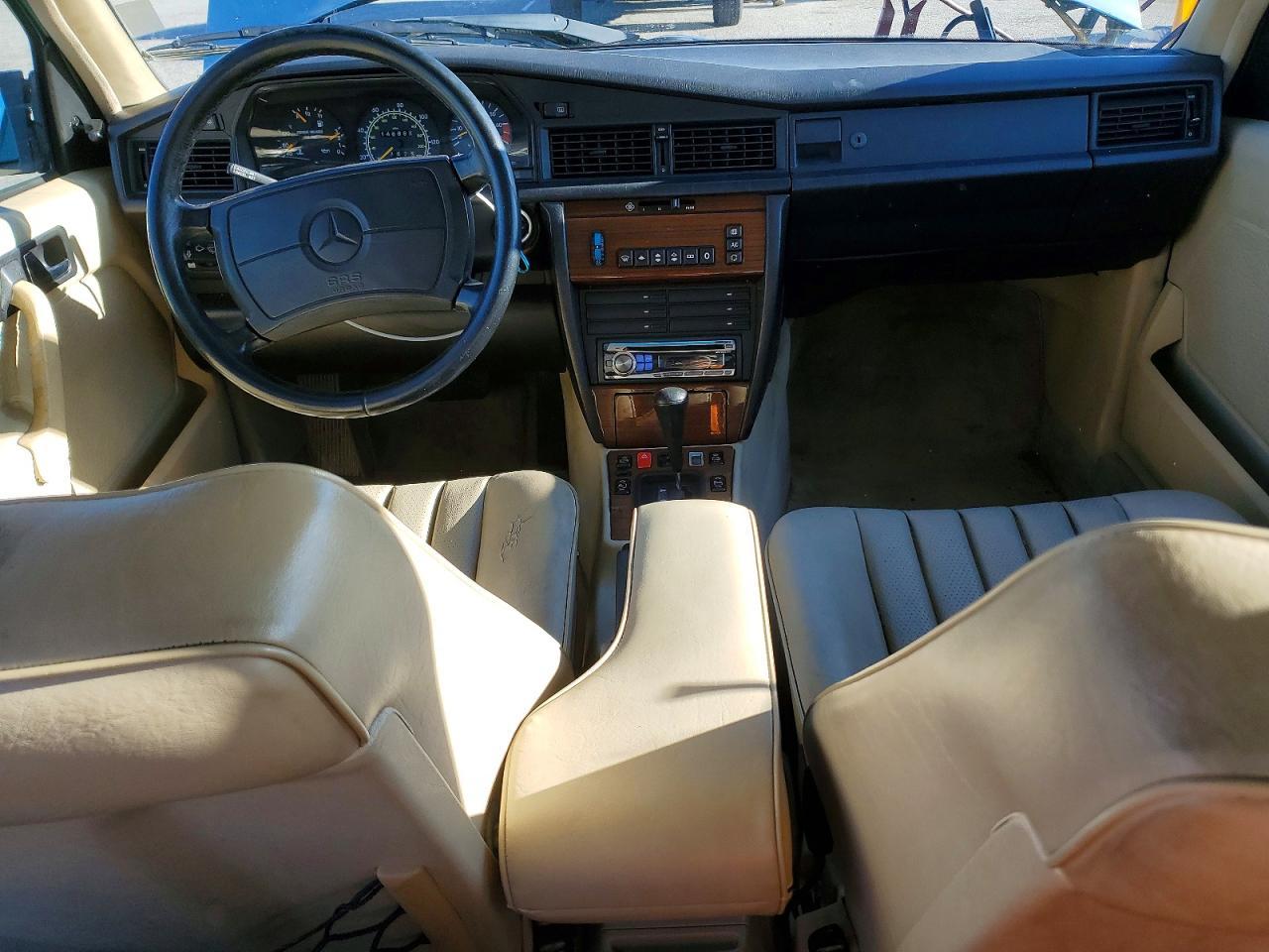 1991 Mercedes-Benz 190 e