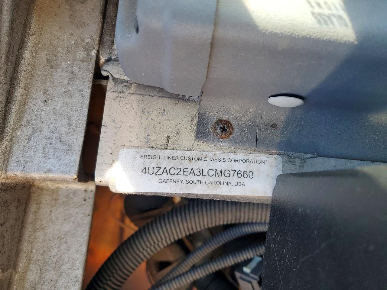 2020 Freightliner MT 45G Chassis Delivery Truck