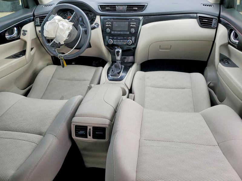 2017 Nissan Rogue Sport sv