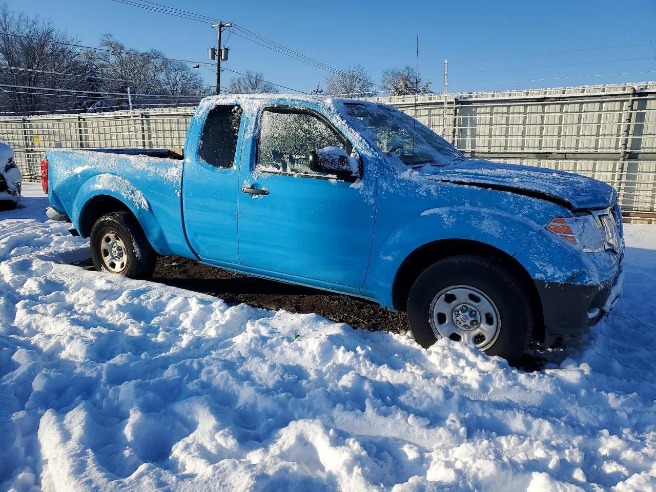 2016 Nissan Frontier s