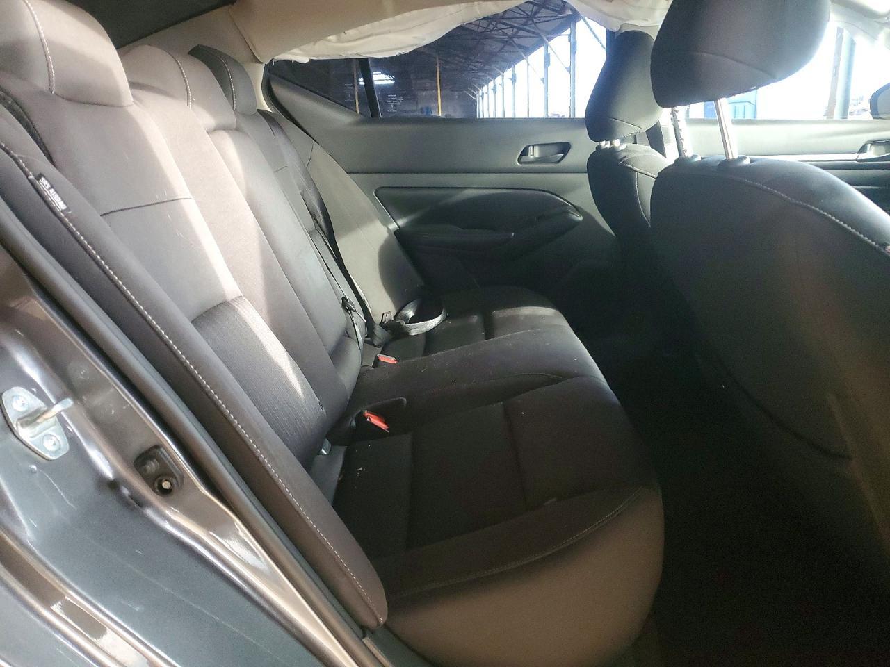 2023 Nissan Altima s