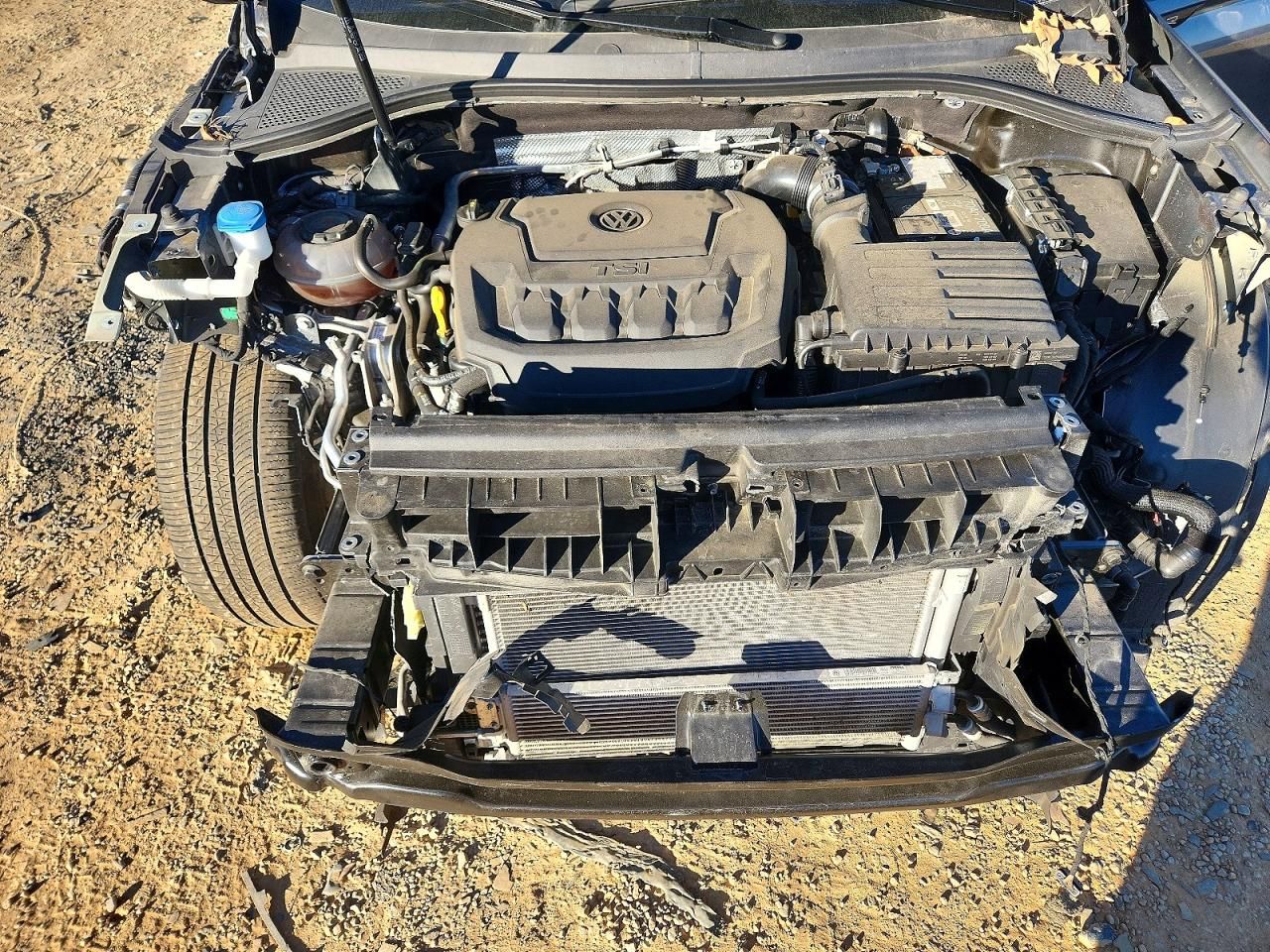 2024 Volkswagen Tiguan se R-line Black