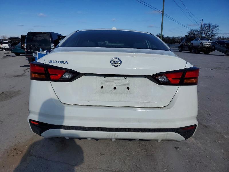 2019 Nissan Altima s