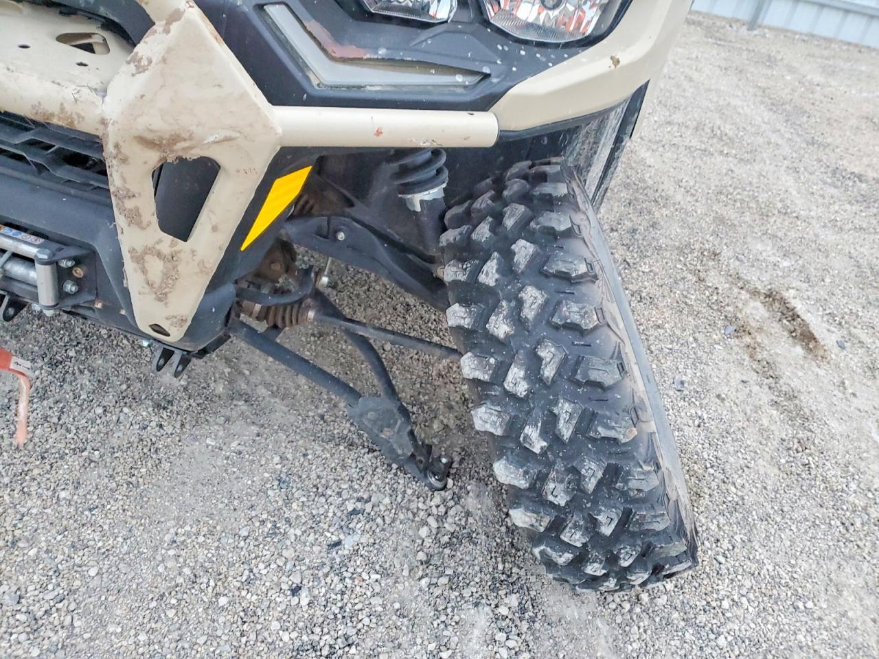 2024 Can-Am Defender Limited Cab HD10