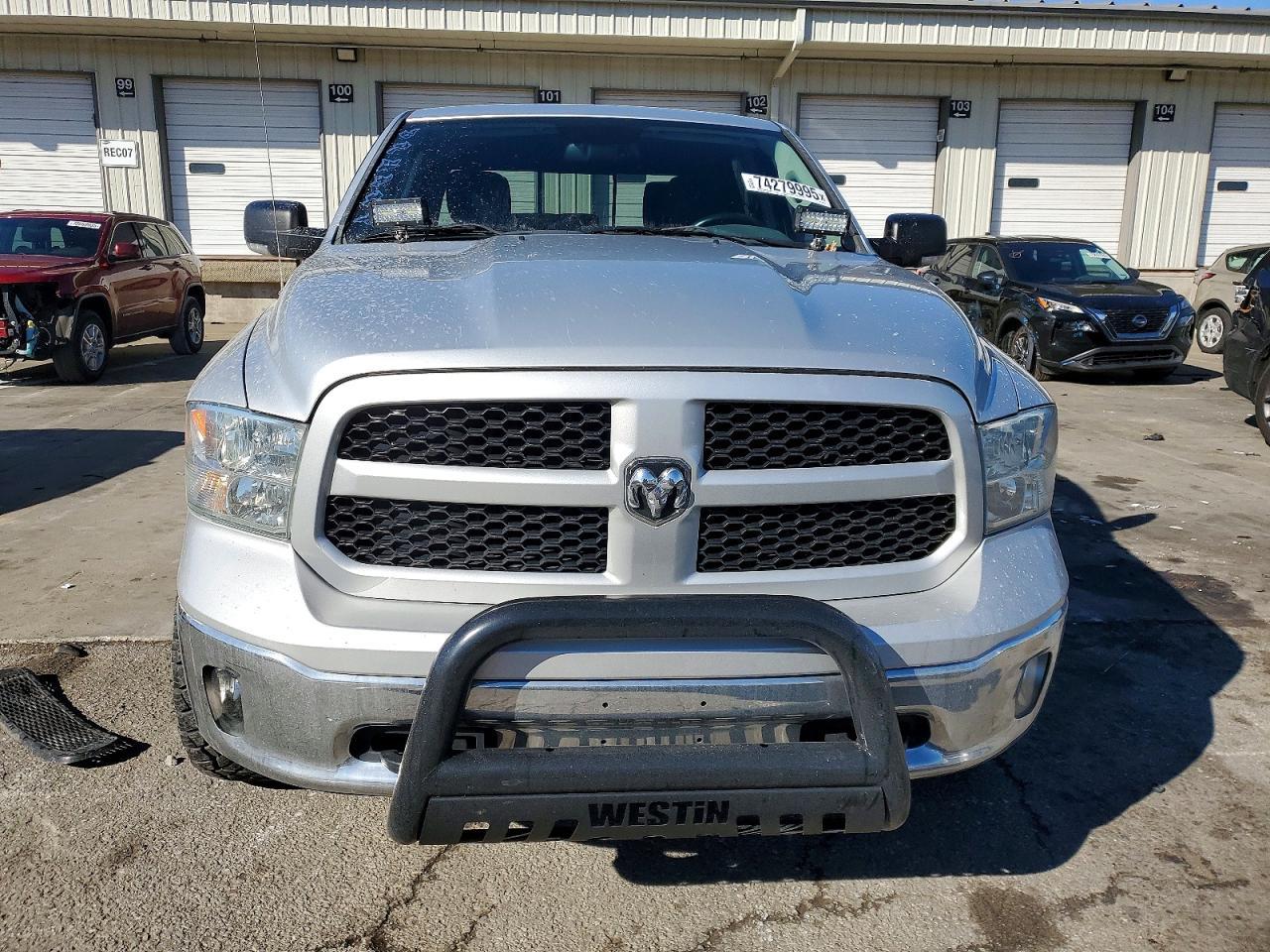2015 Dodge RAM 1500 SLT