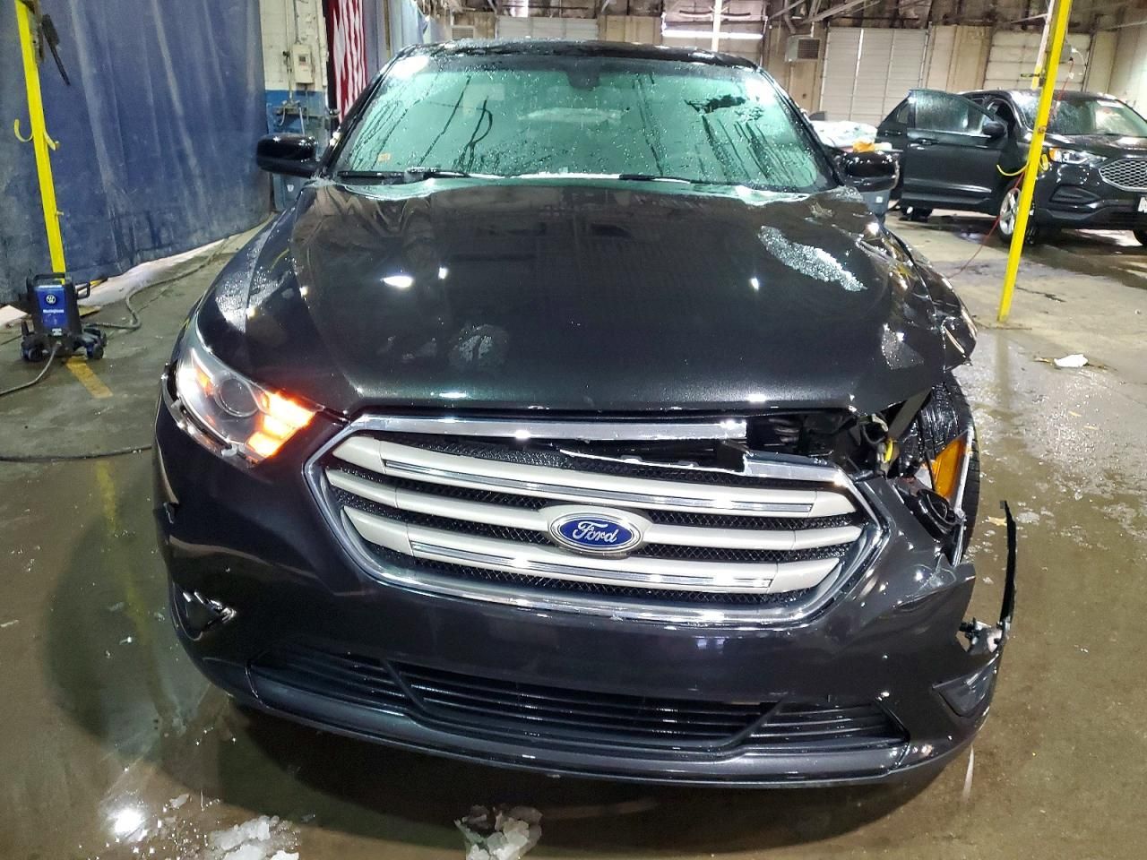 2013 Ford Taurus sel