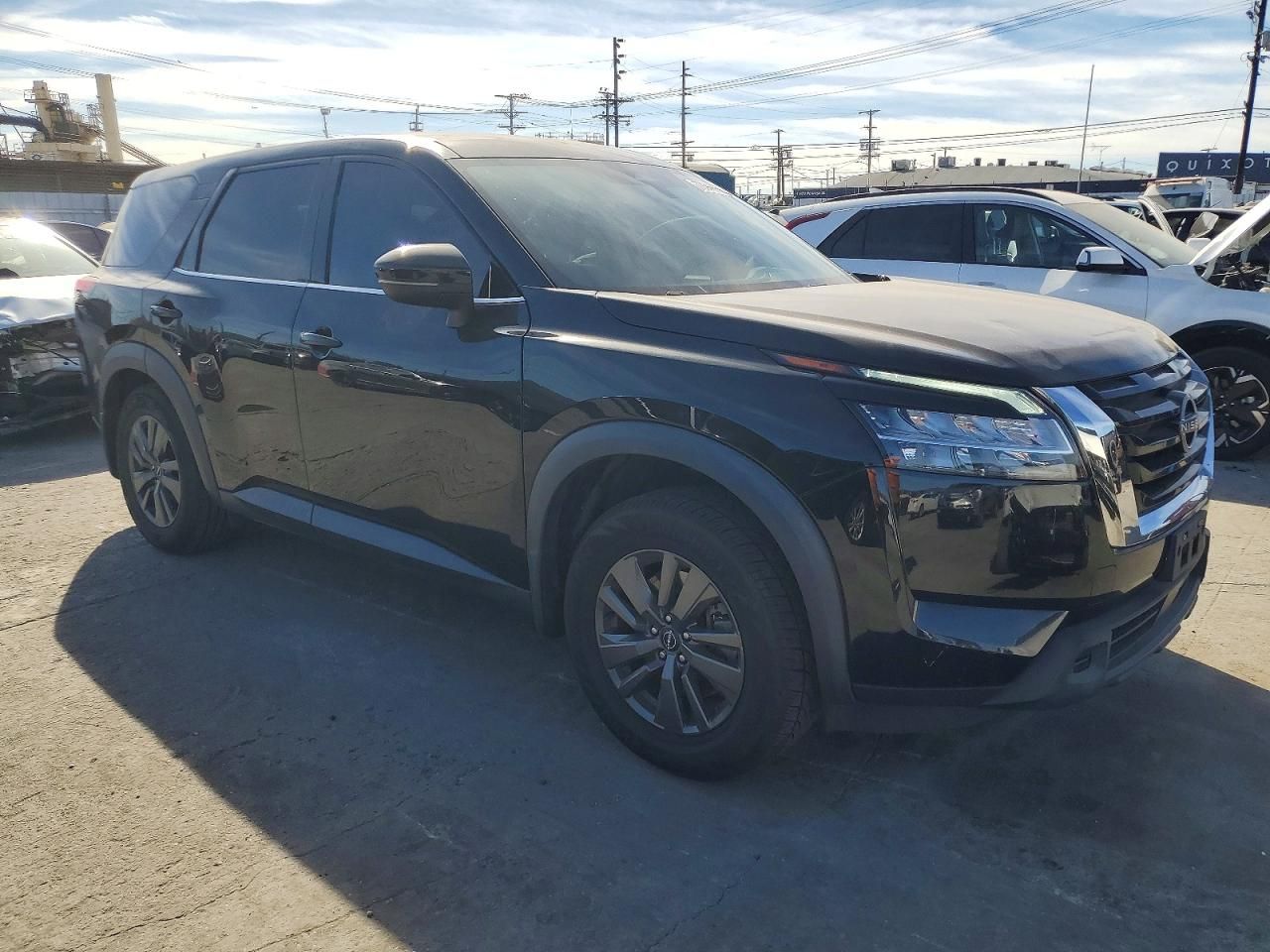 2022 Nissan Pathfinder s