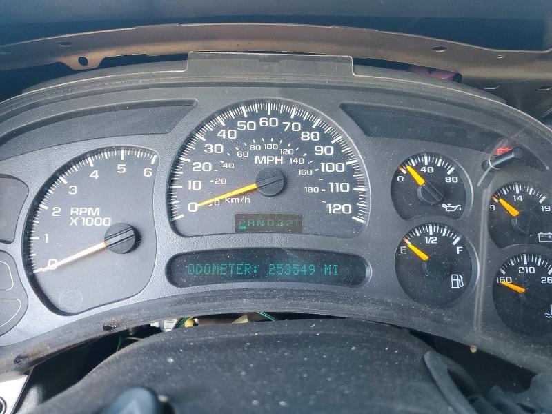 2003 Chevrolet Suburban C1500
