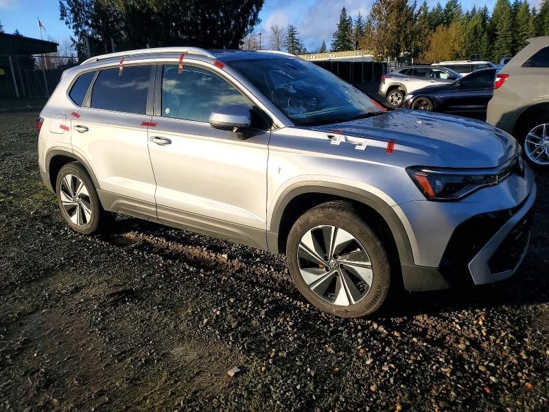 2025 Volkswagen Taos se