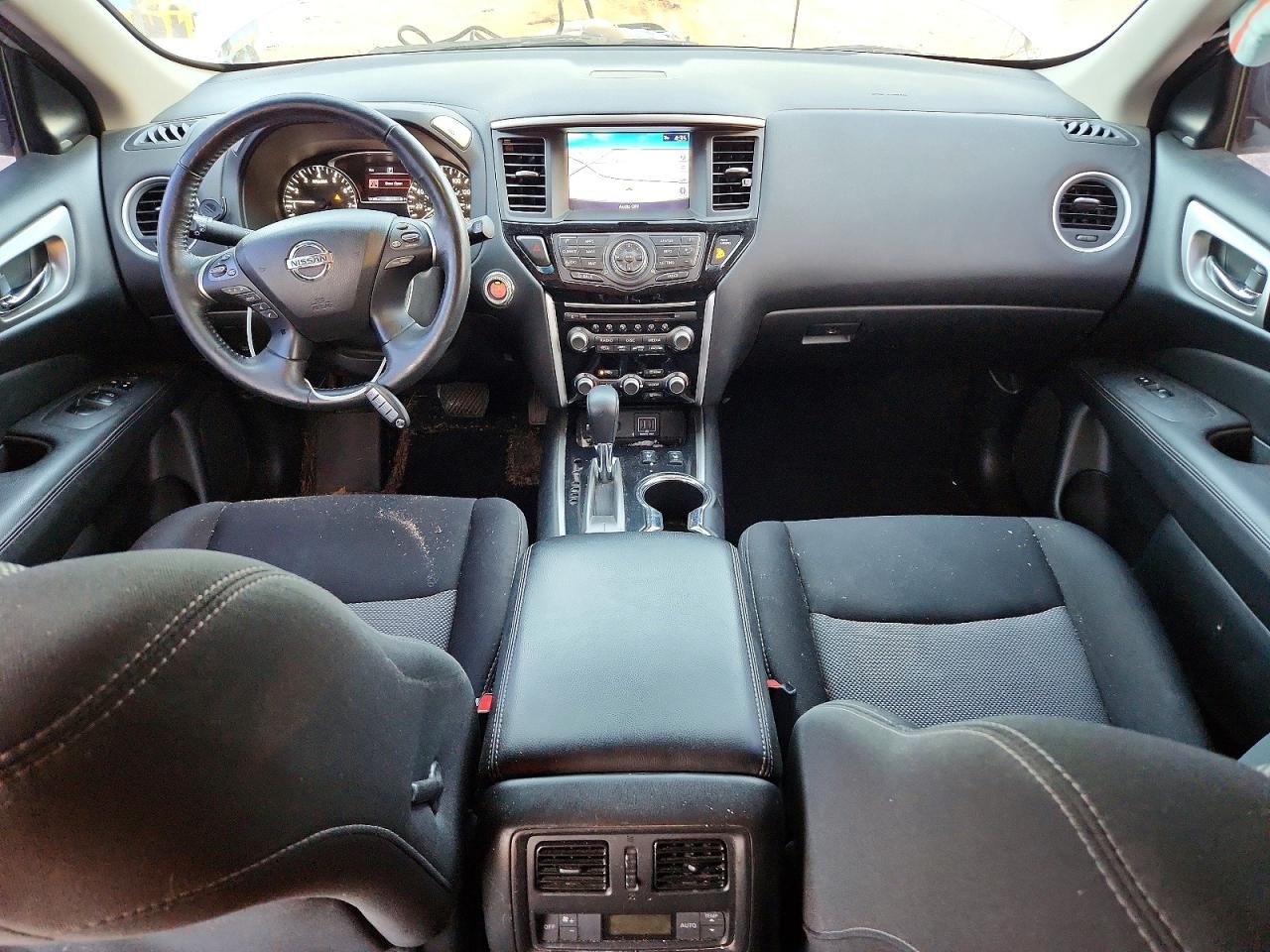 2018 Nissan Pathfinder s