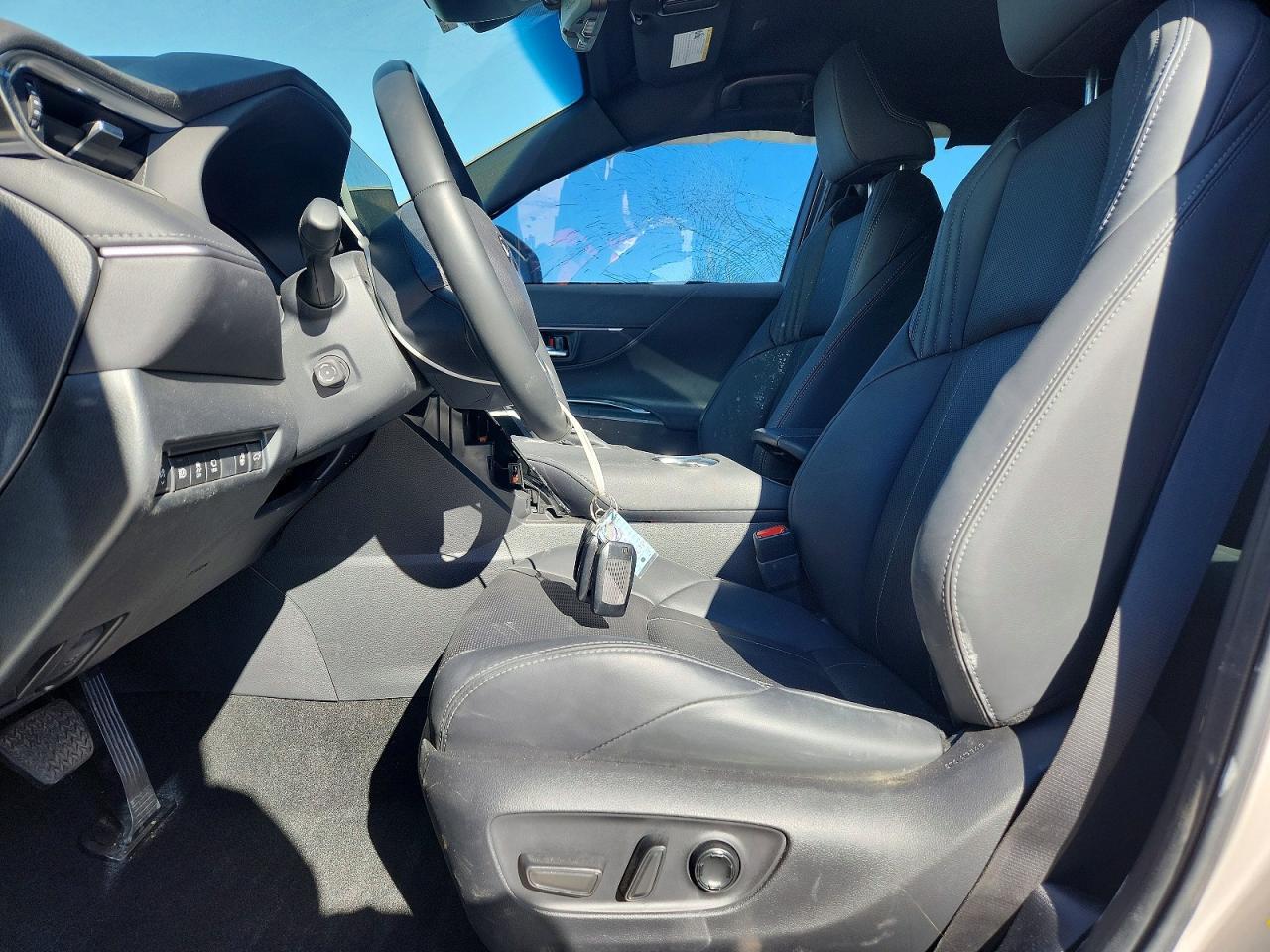 2024 Toyota Venza le