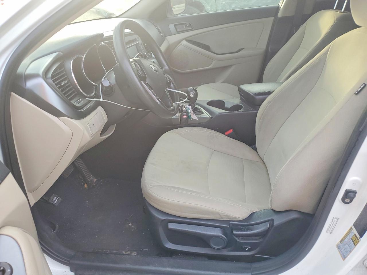 2013 KIA Optima lx