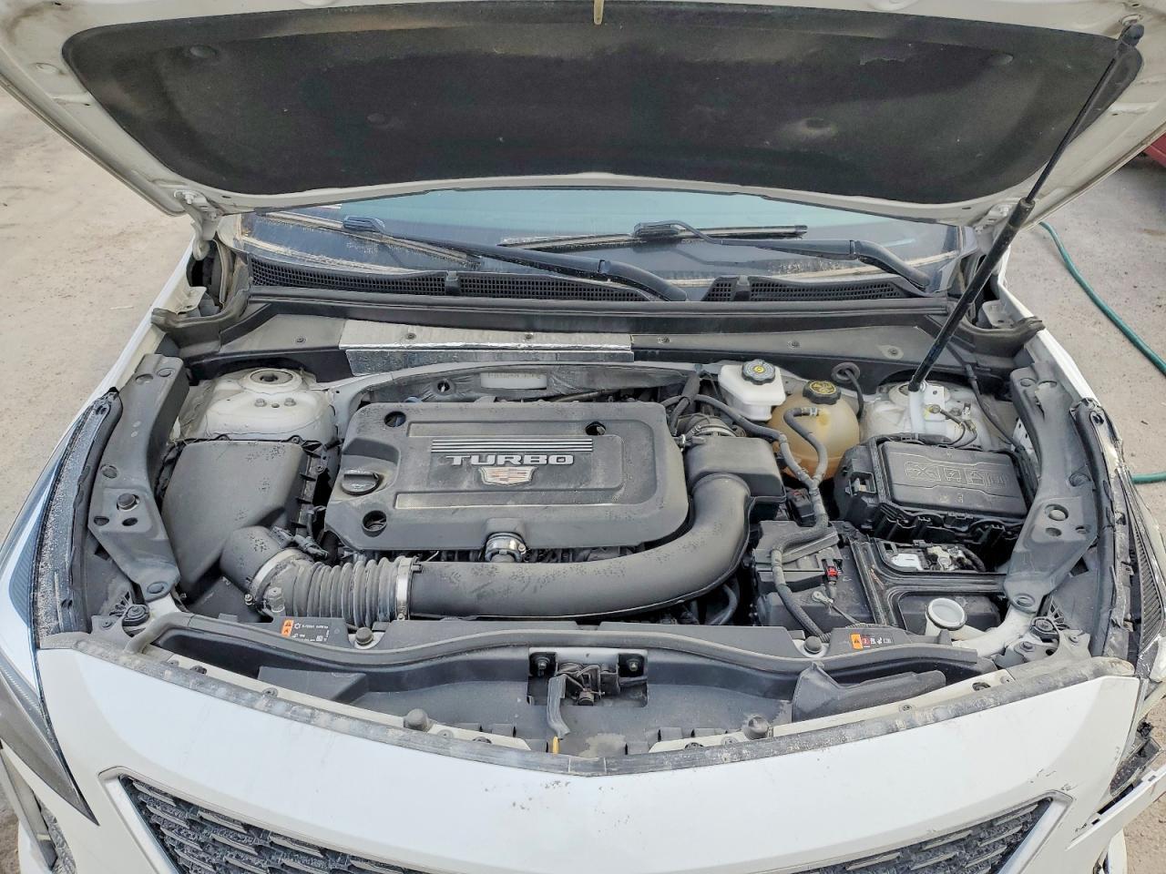 2022 Cadillac XT4 Premium Luxury