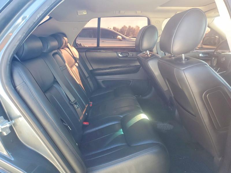 2011 Cadillac Dts Premium Collection