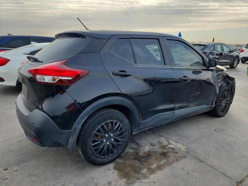 2020 Nissan Kicks s