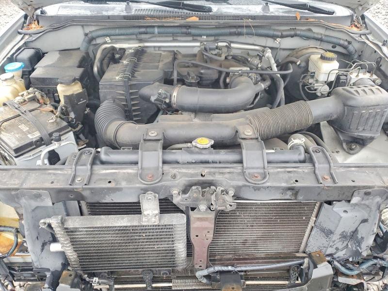 2010 Nissan Frontier King cab se