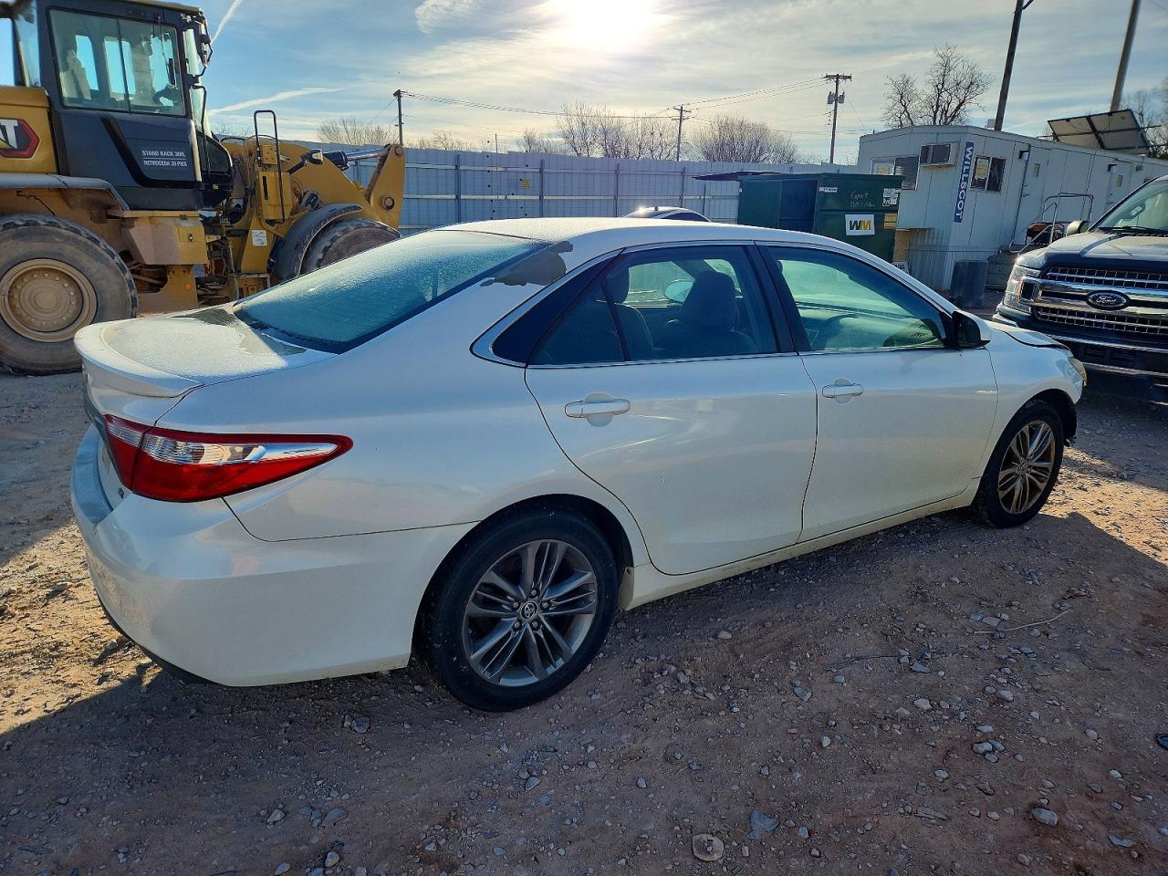 2016 Toyota Camry le
