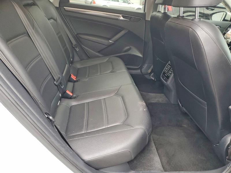 2016 Volkswagen Passat se