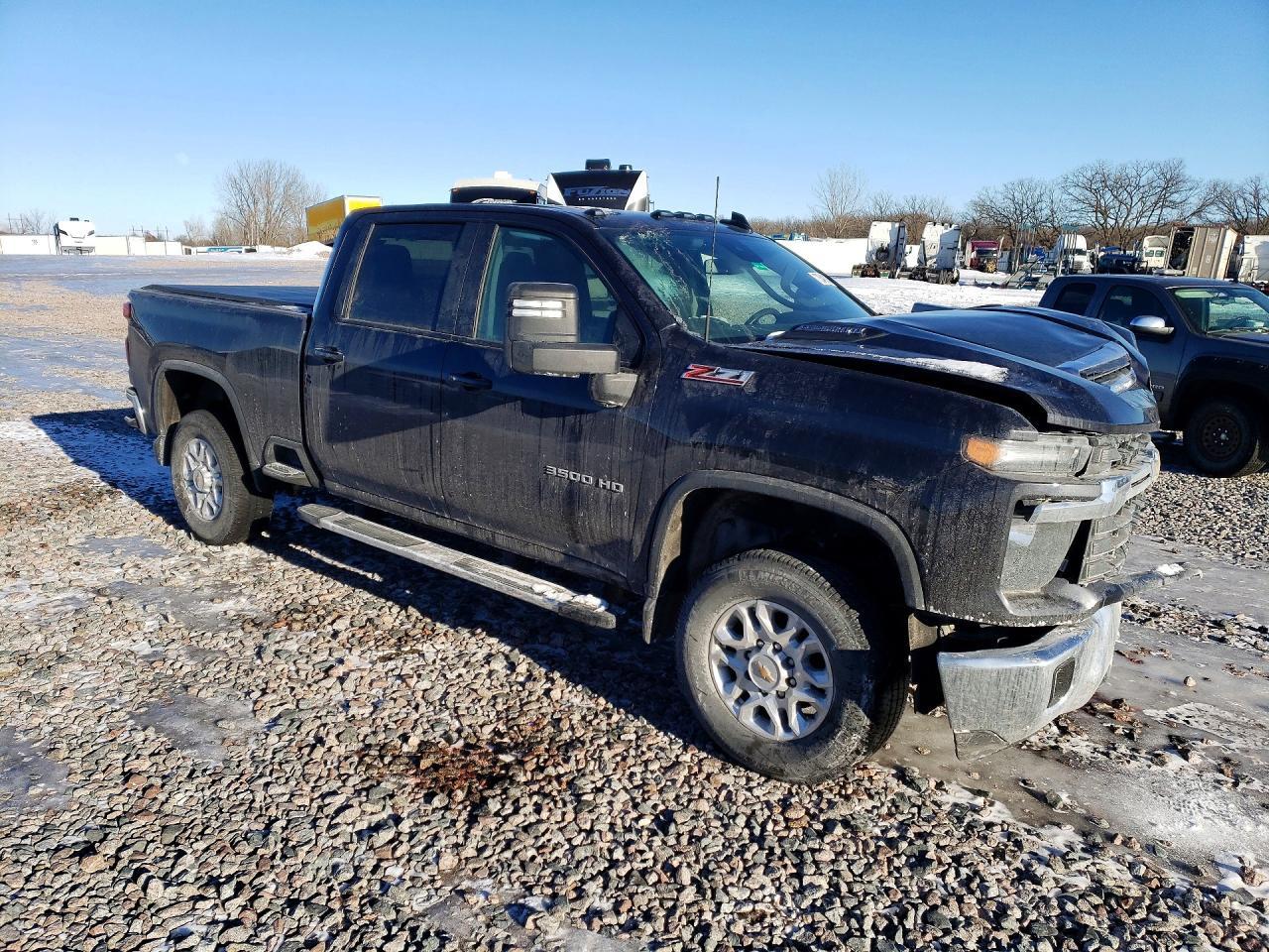 2024 Chevrolet Silverado K3500 LT