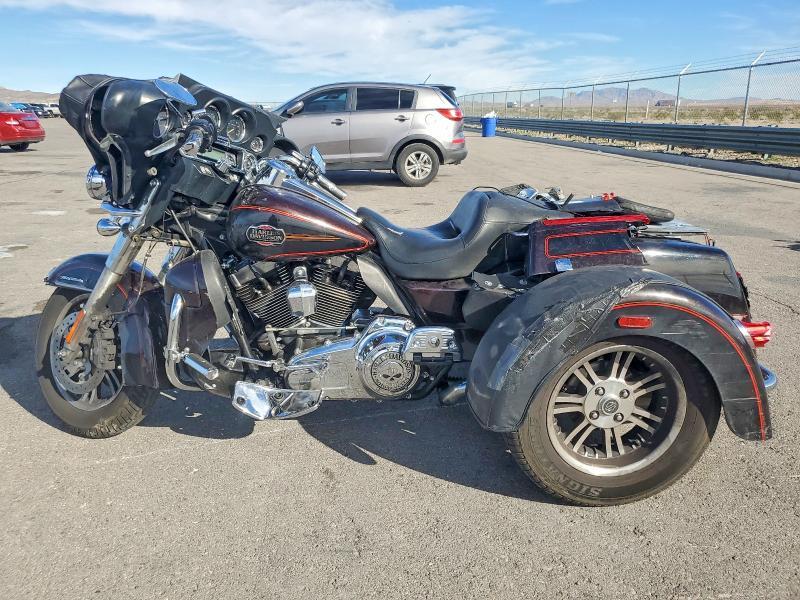 2011 Harley-Davidson Flhtcutg