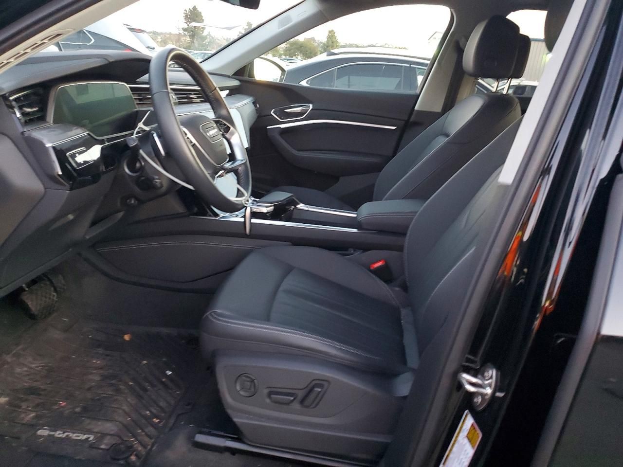 2024 Audi Q8 E-tron Premium Plus