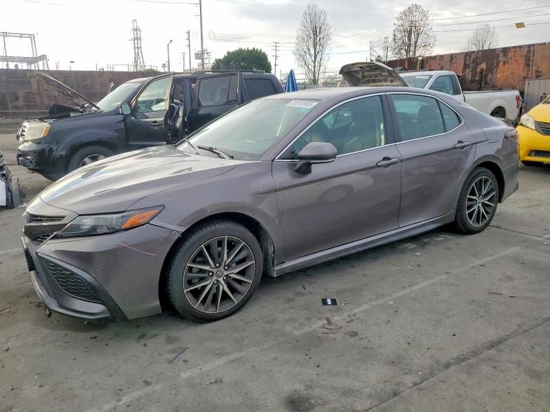 2022 Toyota Camry se