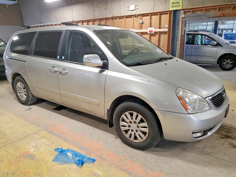 2014 KIA Sedona lx