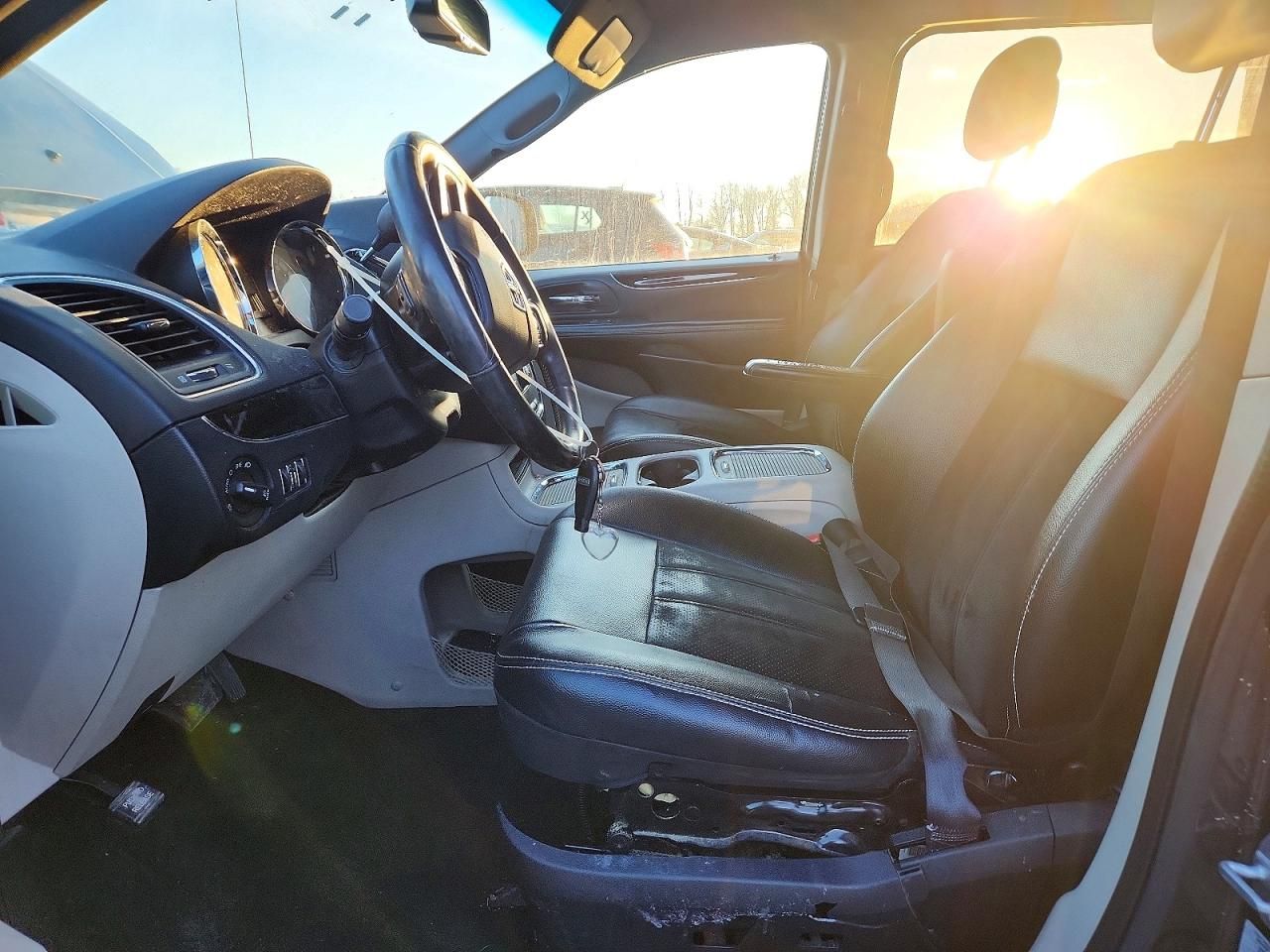 2016 Dodge Grand Caravan sxt