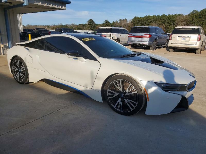 2015 BMW I8