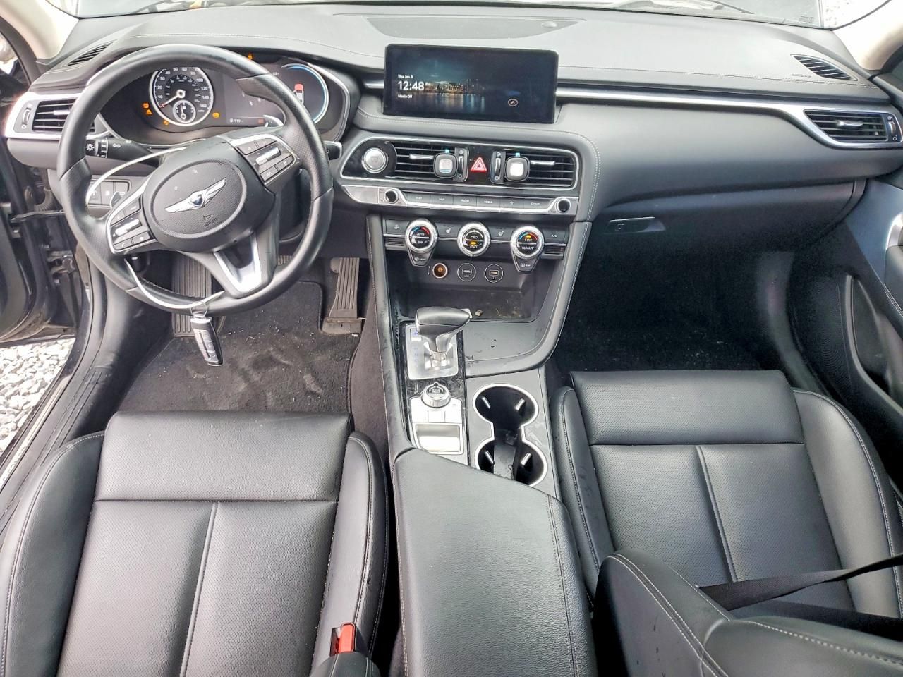 2022 Genesis G70 Base