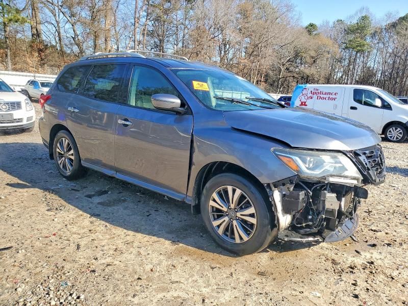 2017 Nissan Pathfinder s