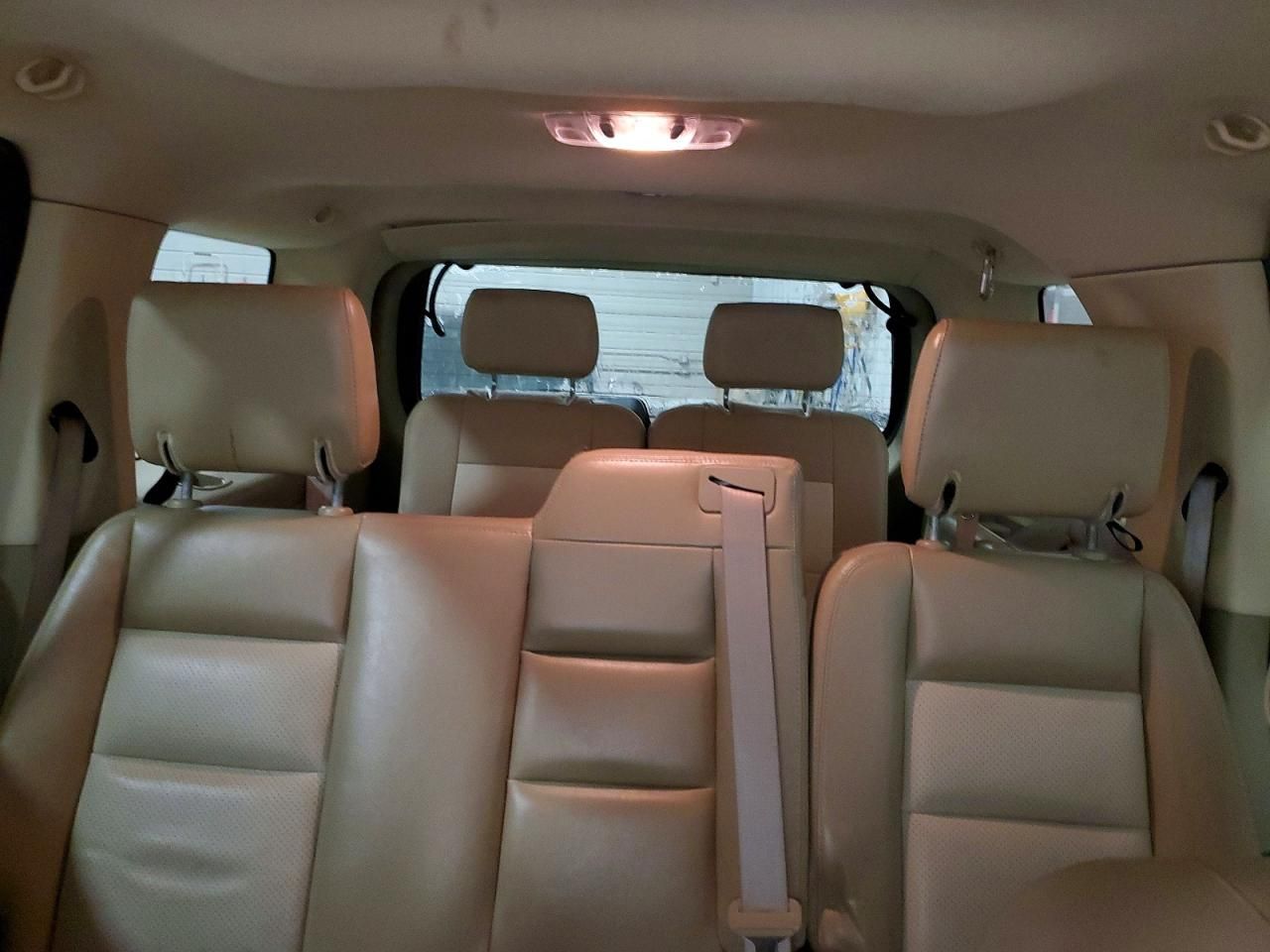 2010 Mercury Mountaineer Luxury