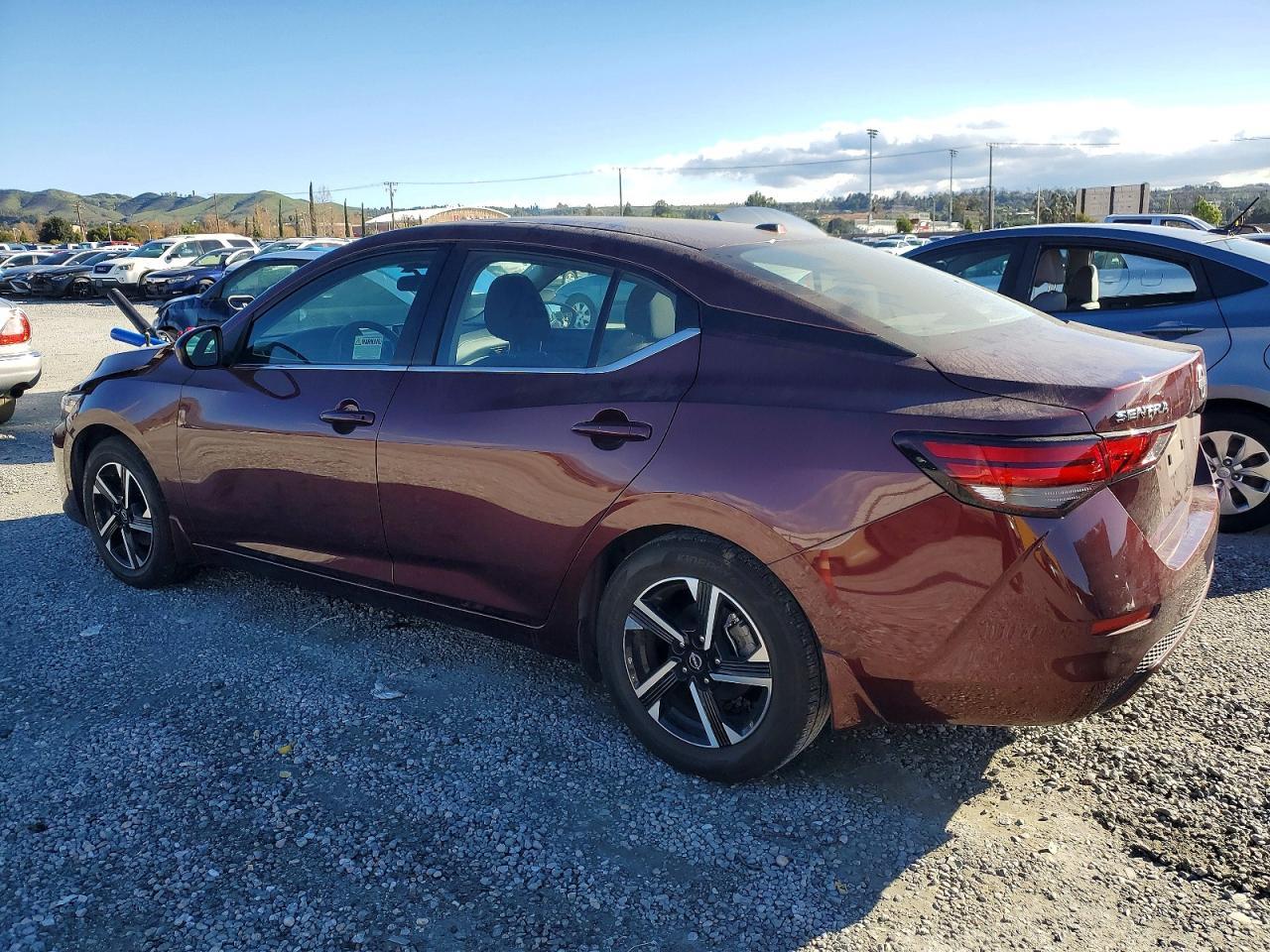 2025 Nissan Sentra sv