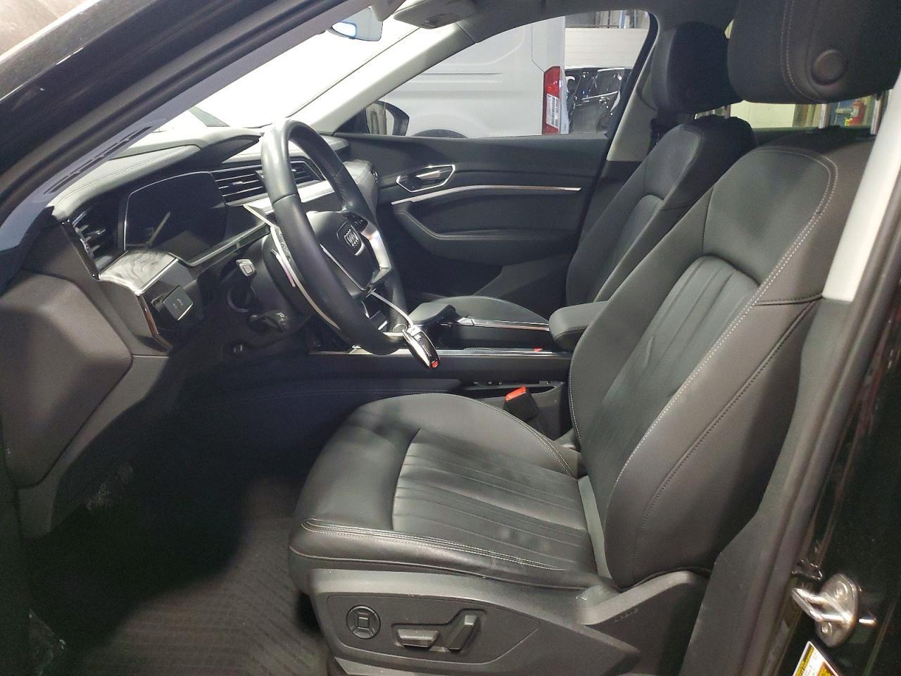 2021 Audi E-tron Premium