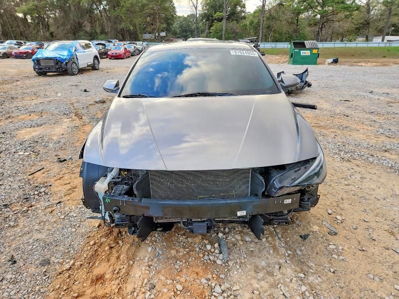 2021 Hyundai Elantra Limited