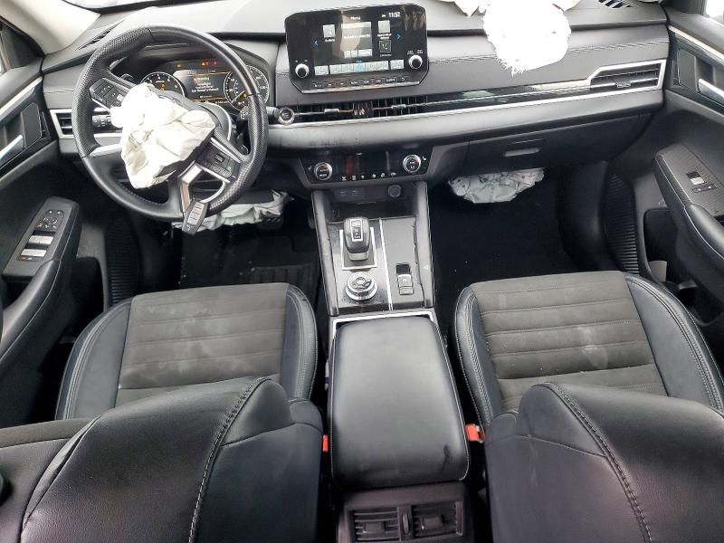 2023 Mitsubishi Outlander se