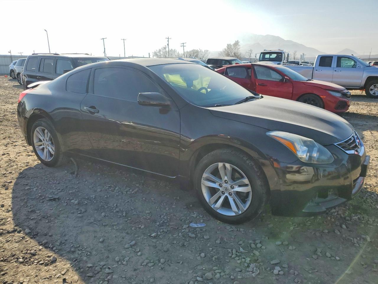 2012 Niss Altima 2.5 s