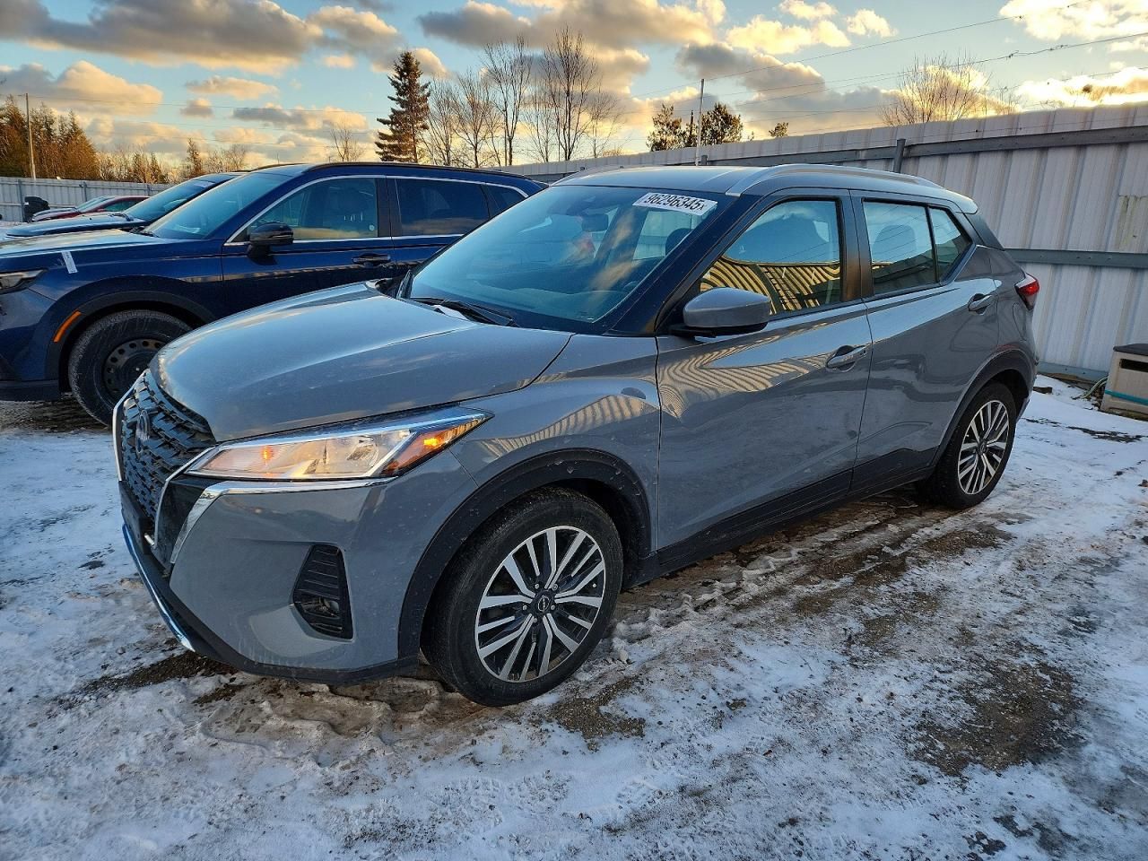 2023 Nissan Kicks sv