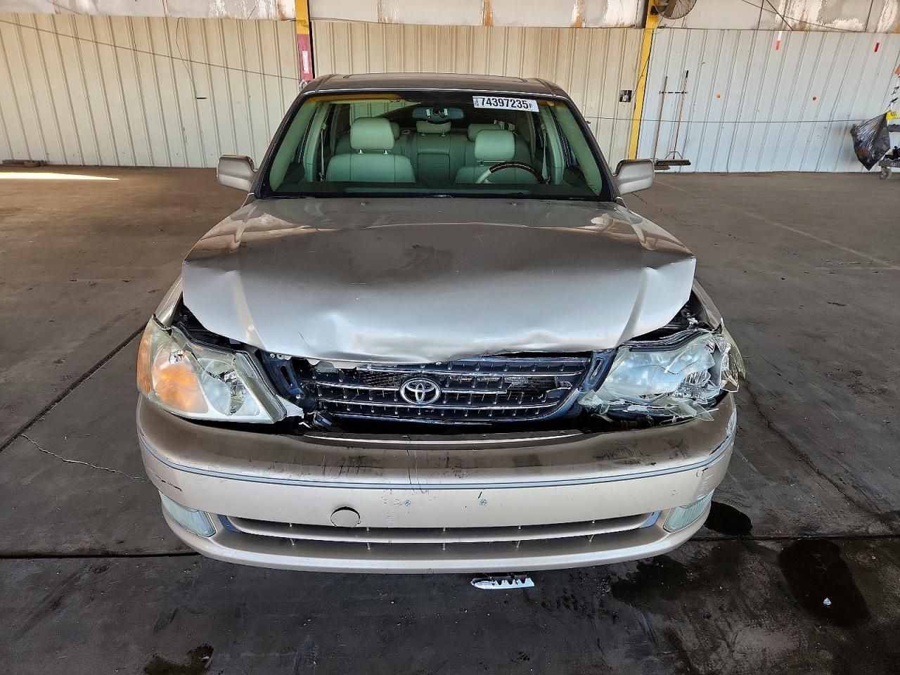 2004 Toyota Avalon xl