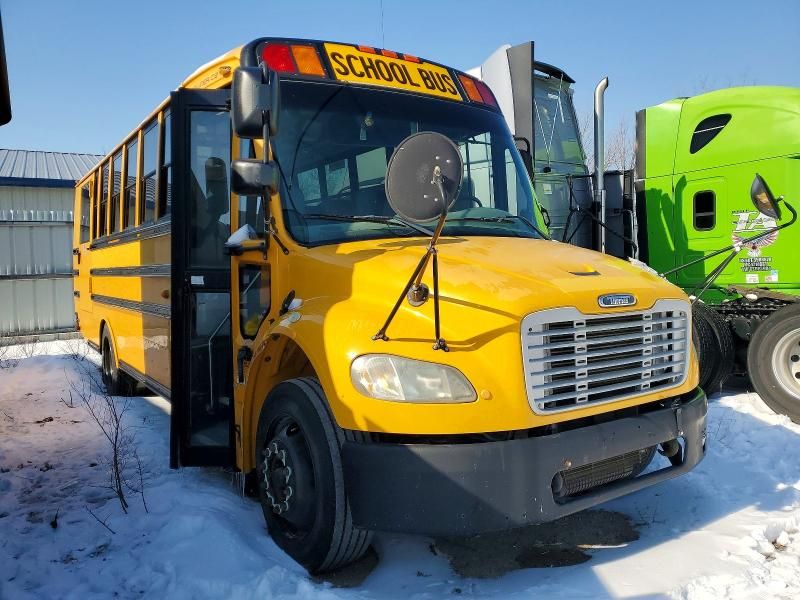 2012 Freightliner Chassis B2
