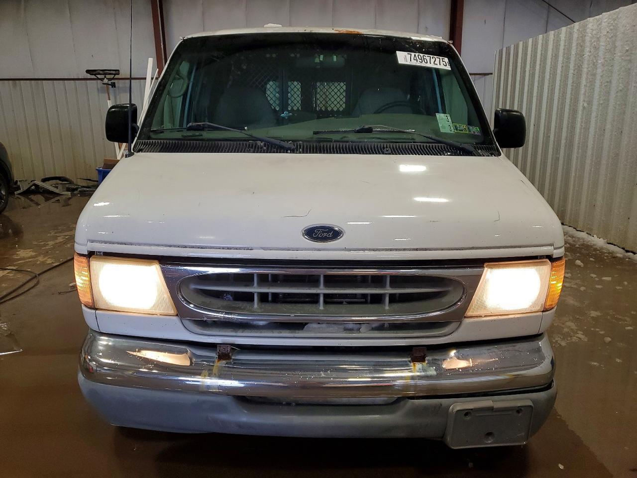 2002 Ford Econoline Cargo E-25