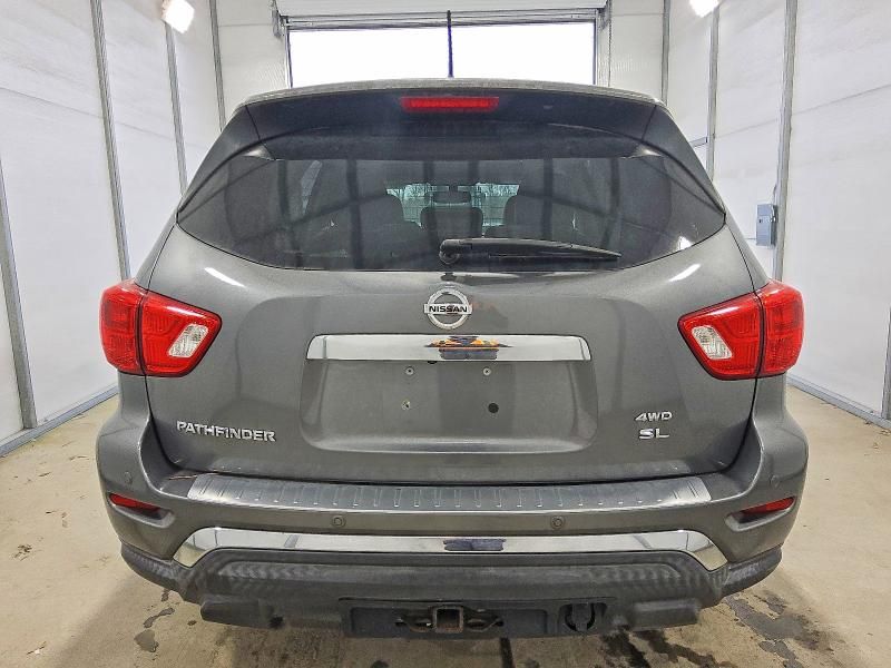 2018 Nissan Pathfinder s