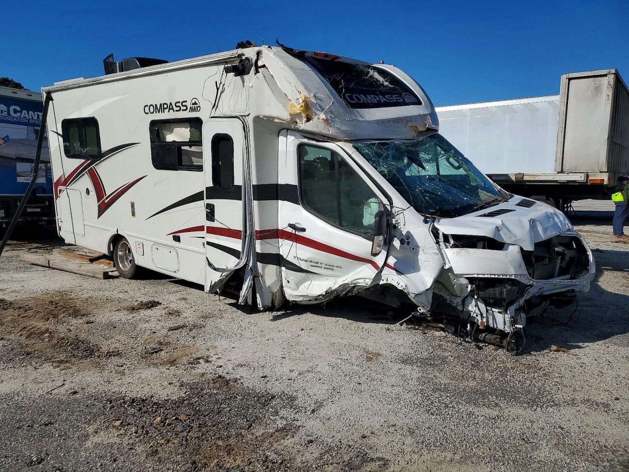 2023 Ford 2022 Ford Transit T