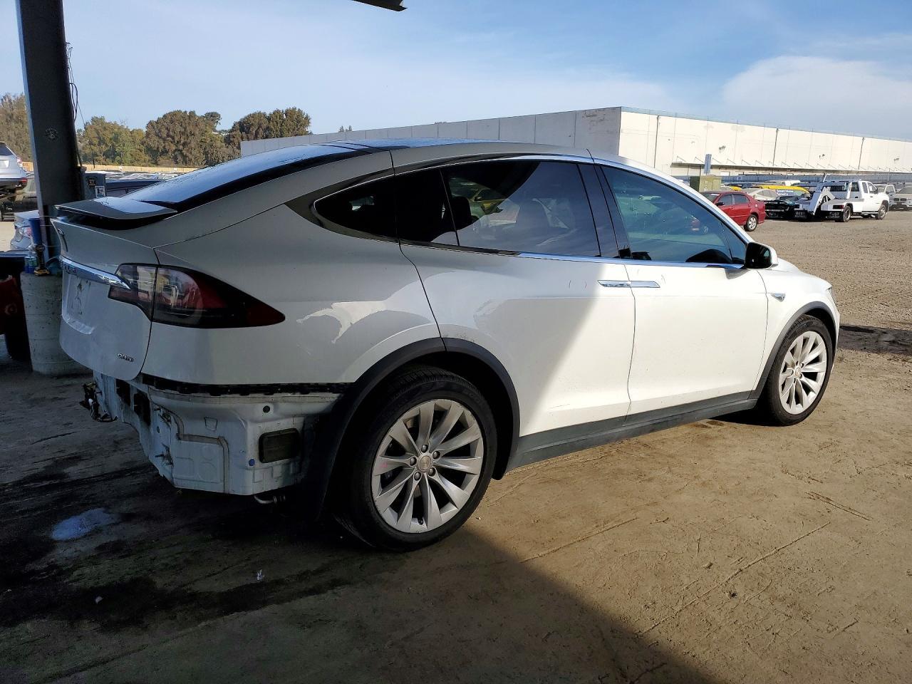 2016 Tesla Model x