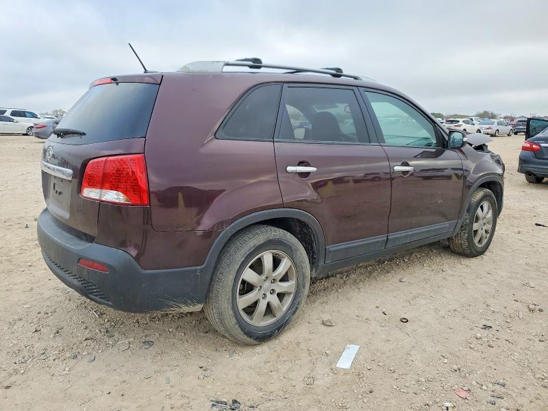2013 KIA Sorento lx