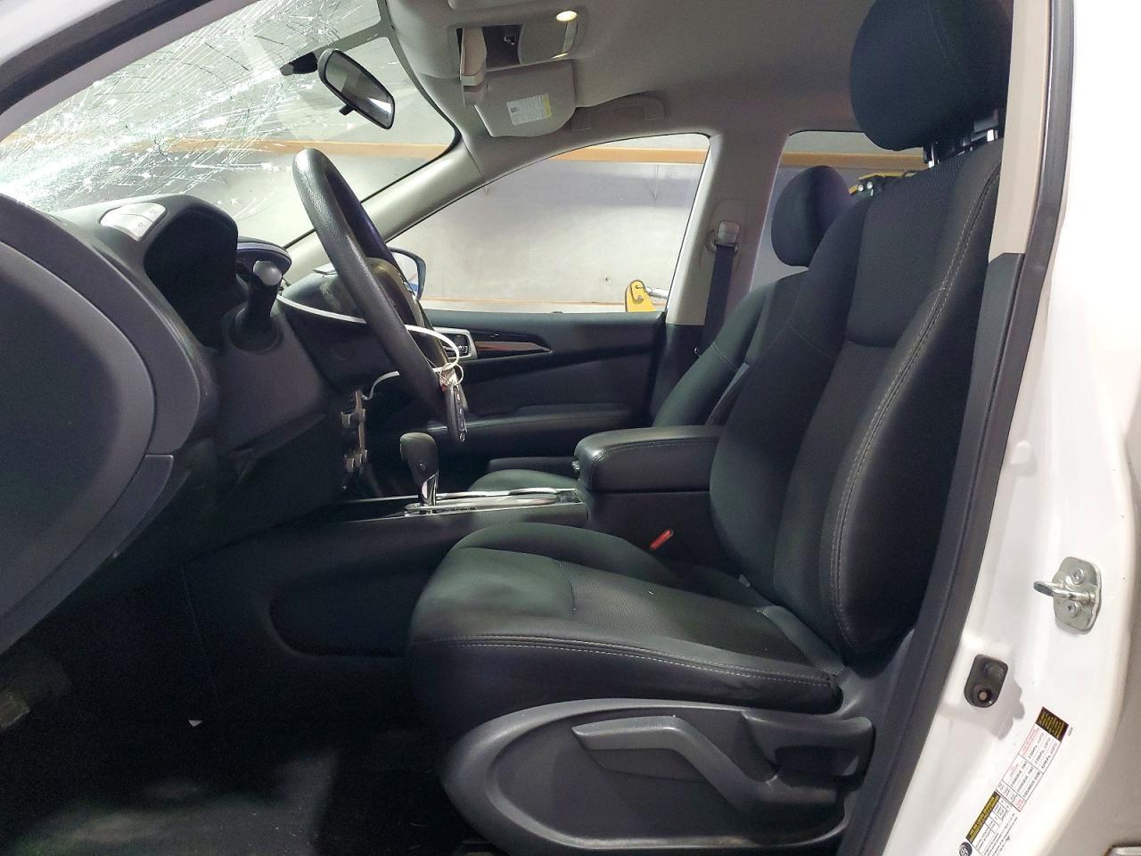 2019 Nissan Pathfinder s