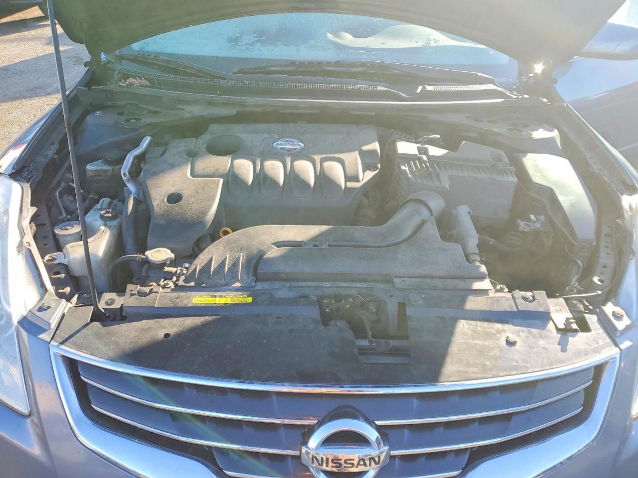 2012 Niss Altima 2.5