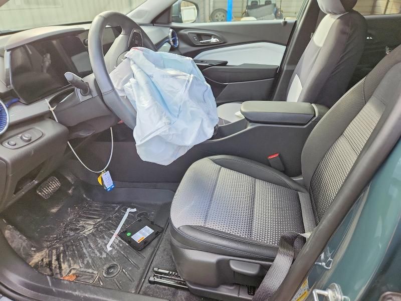 2025 Chevrolet Trax 1LT