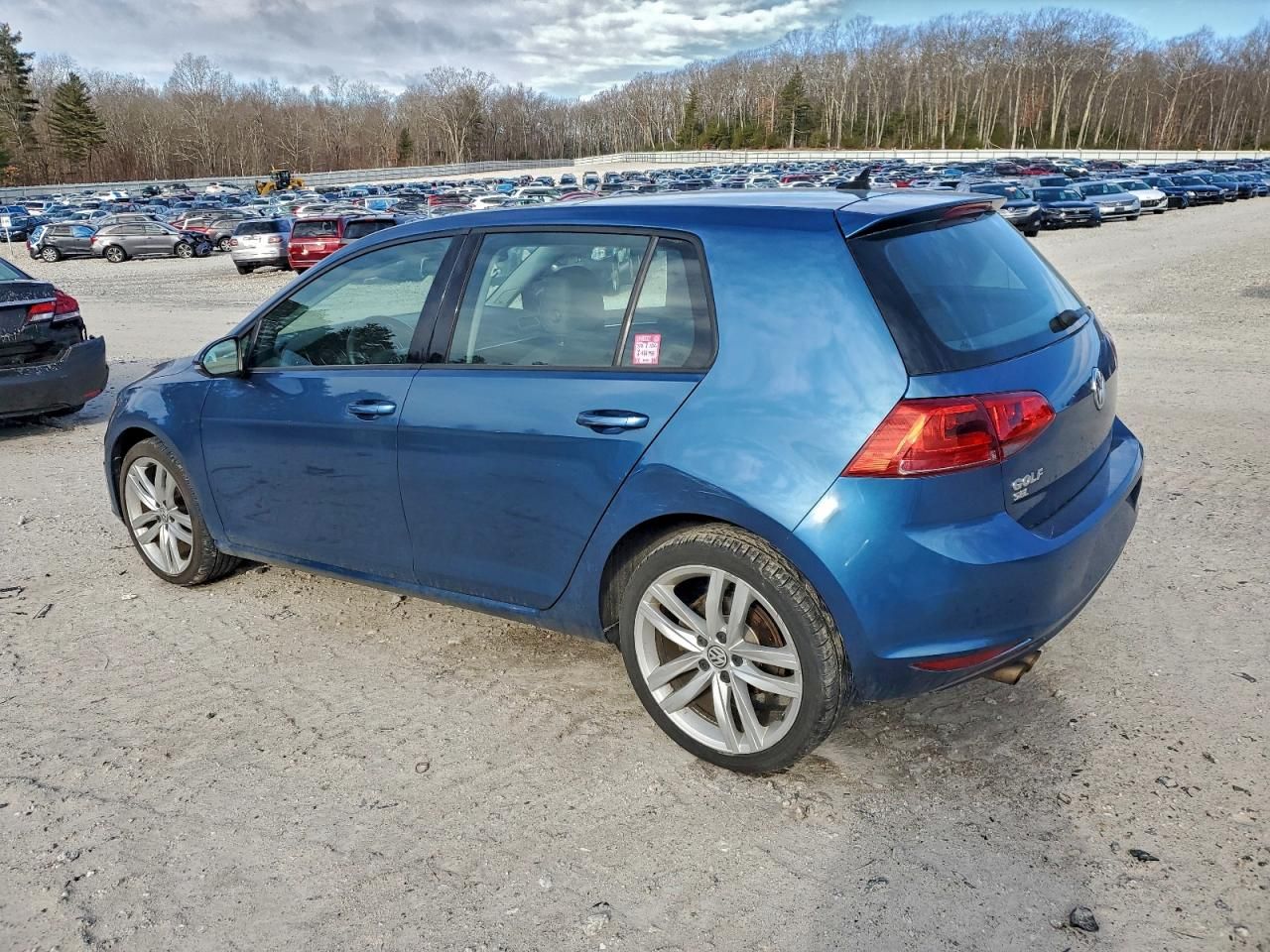 2017 Volkswagen Golf s
