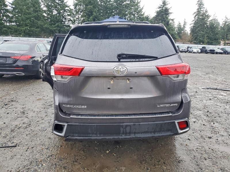 2017 Toyota Highlander Limited